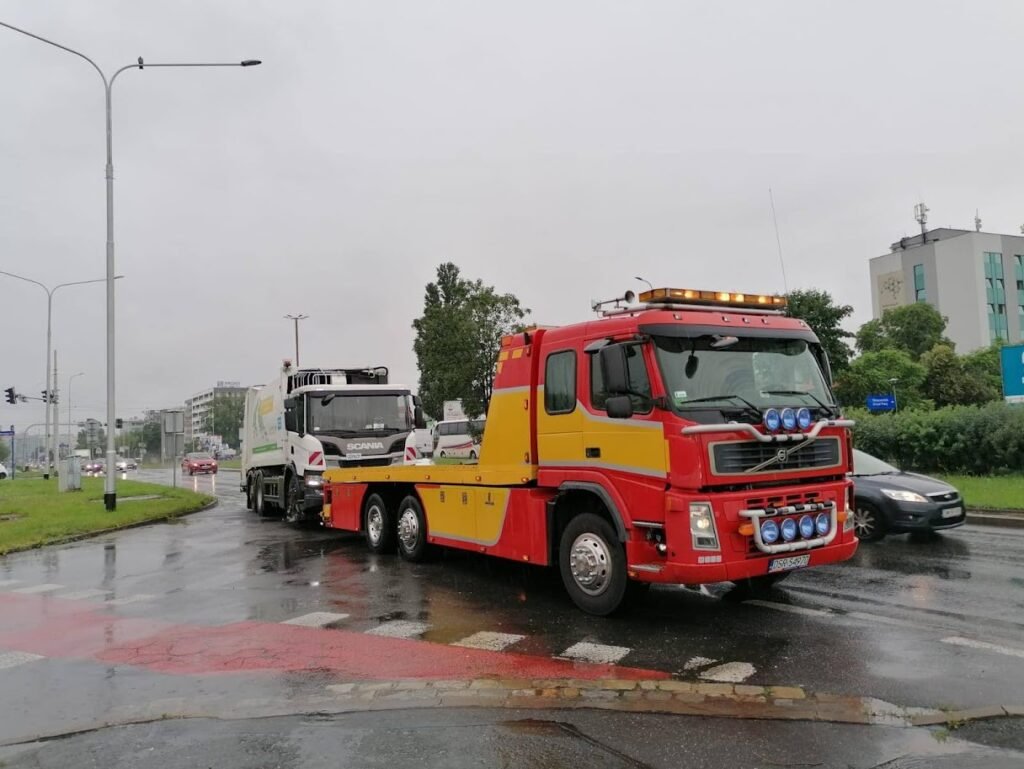 Holowanie TIR Olszyna – bezpieczne i szybkie holowanie samochodu ciężarowego na terenie Olszyny
